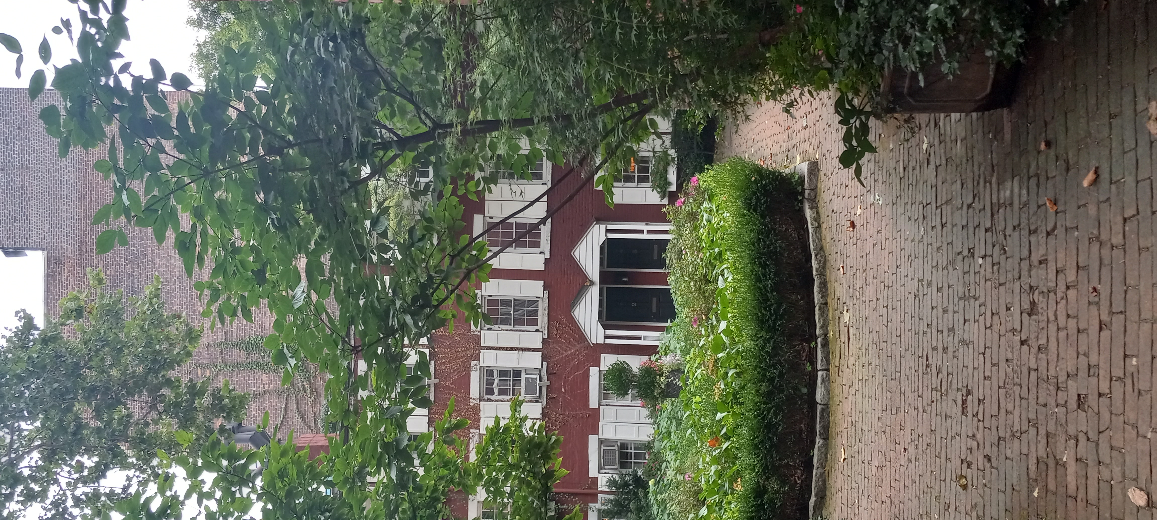 Grove Court
