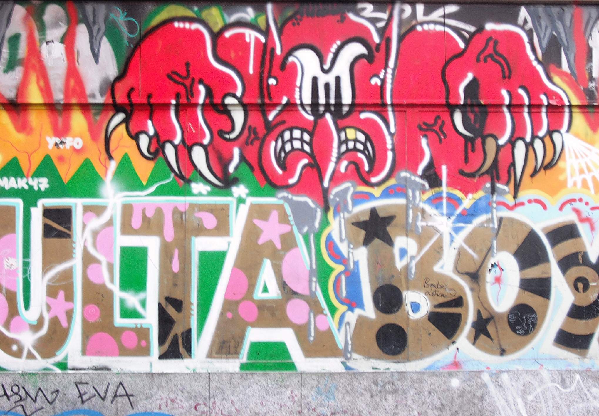 Malasaña Street Art（マラサーニャのストリートアート）