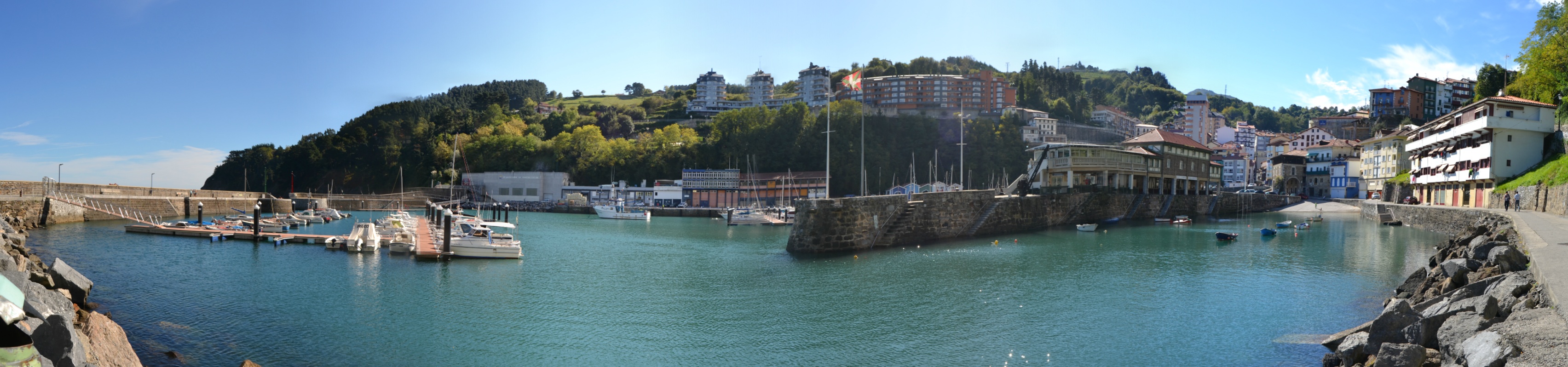 Puerto Viejo i la Lonja Zaharra