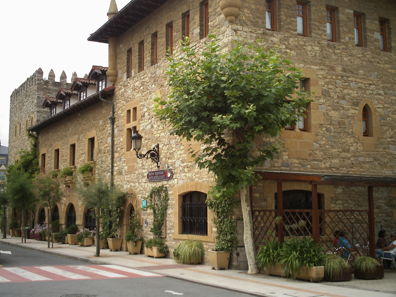 Karlos Arguiñano — Villa Aiala