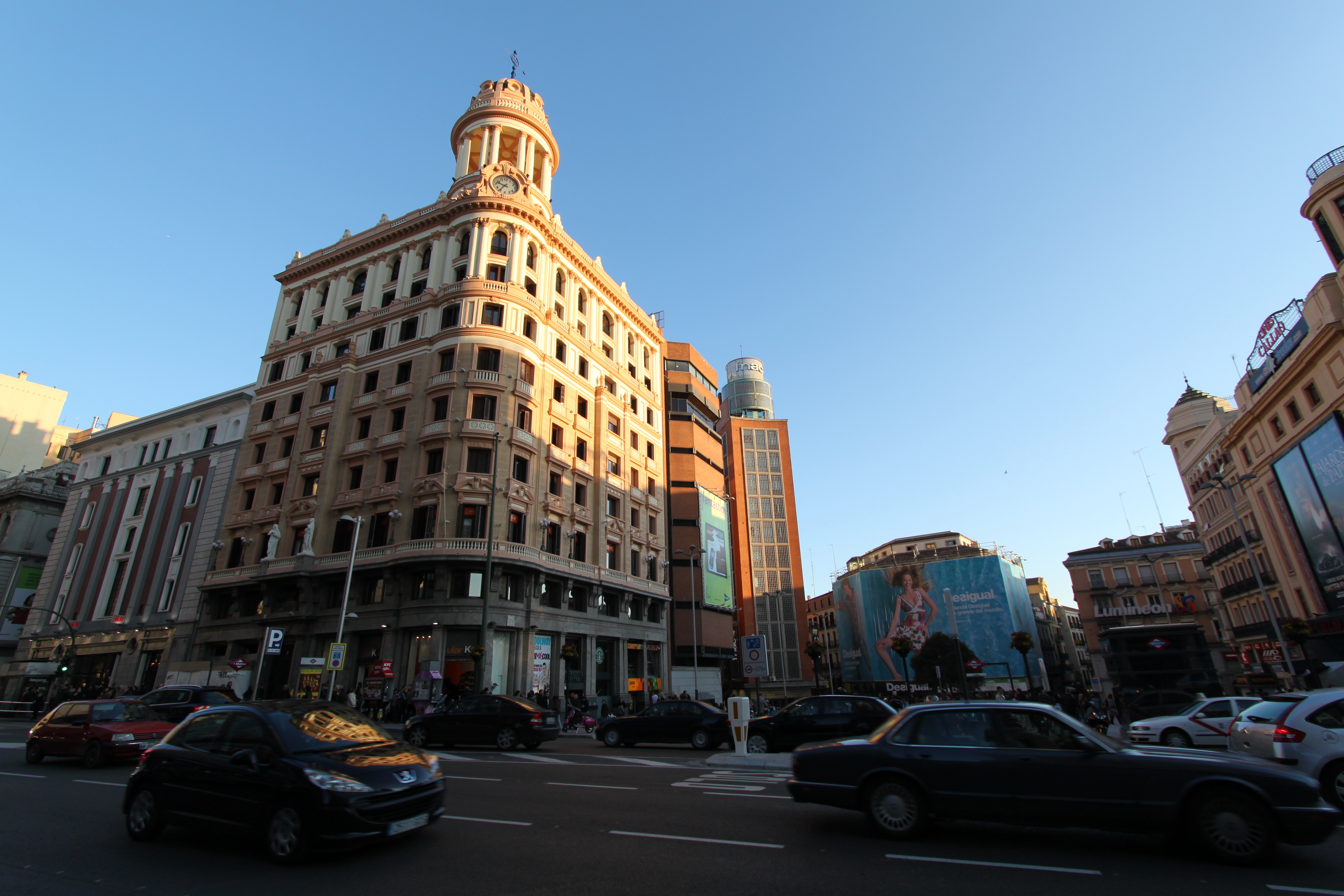 Plaza del Callao（カジャオ広場）