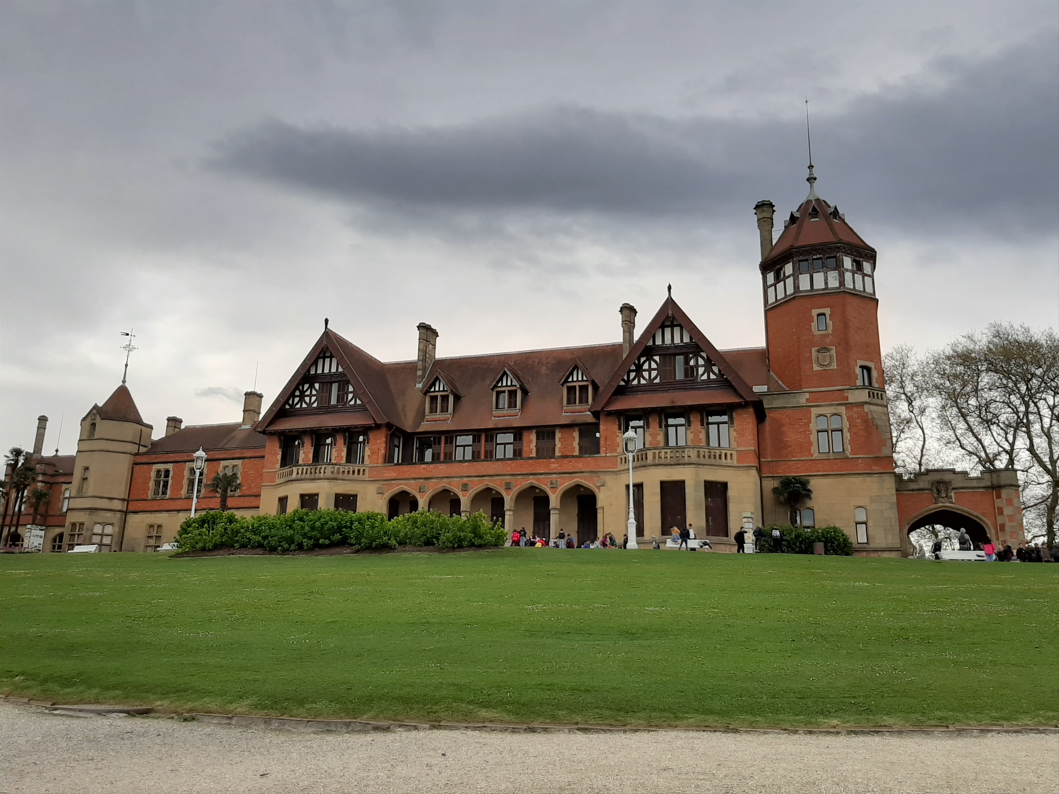 Miramar Palace & Gardens