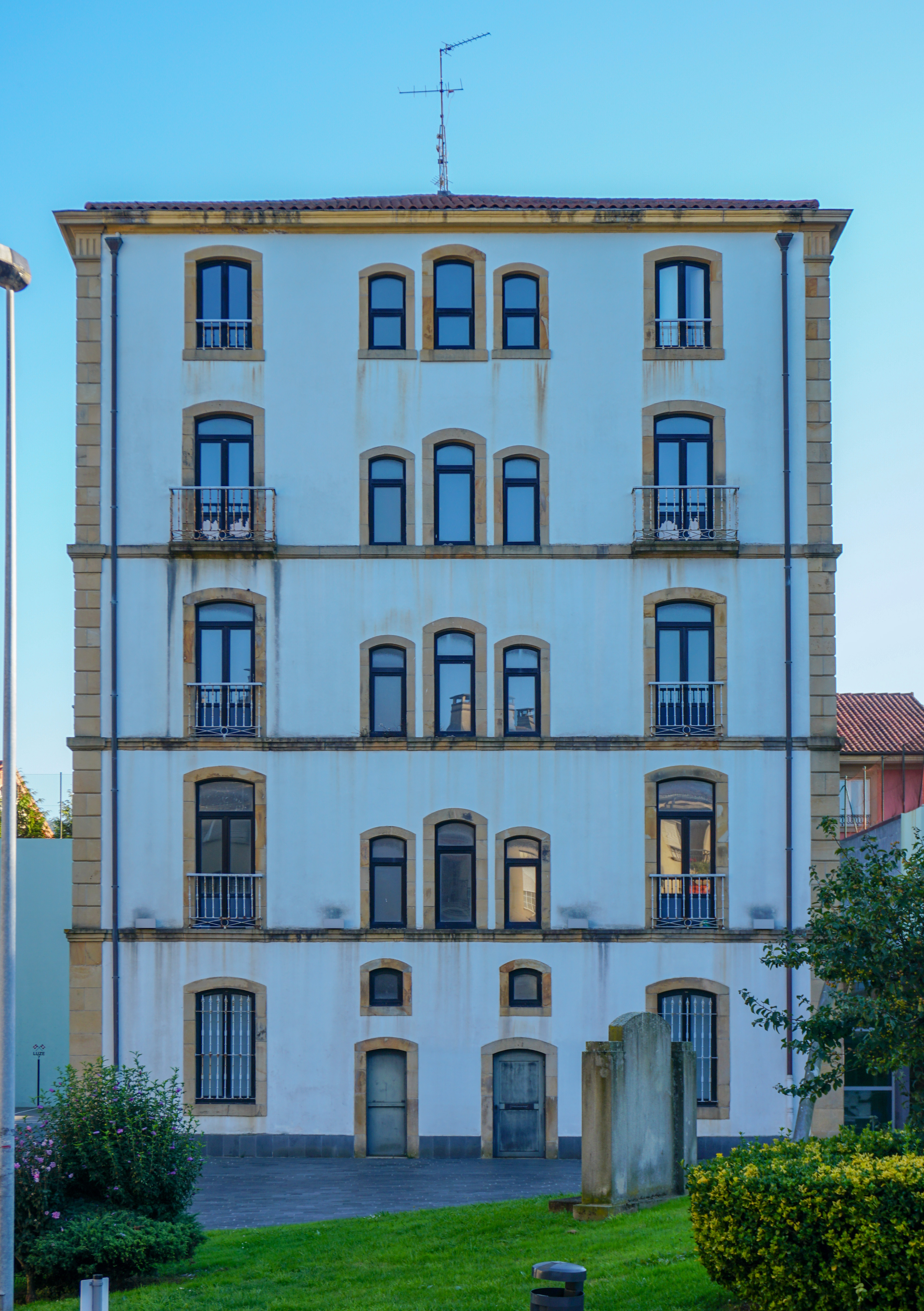 Photomuseum (Villa Manuela)