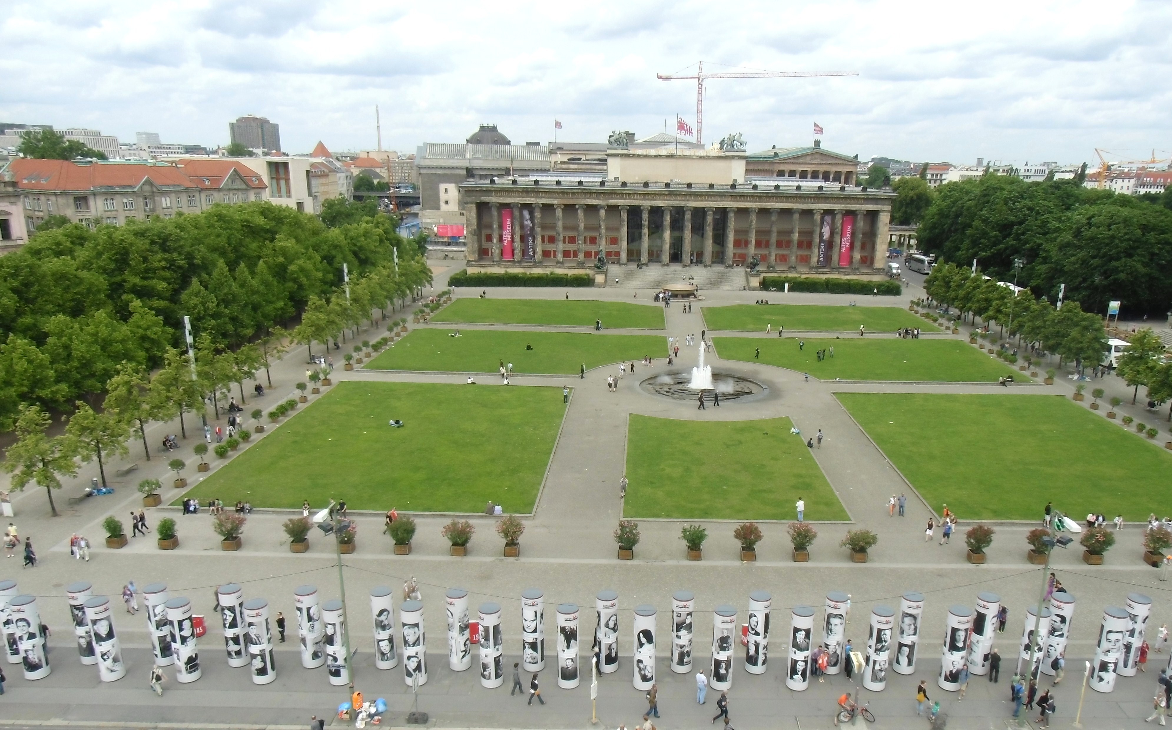 Museum Island — Lustgarten & Altes Museum