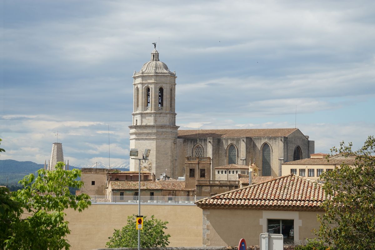 Catedral de Girona — 'कॉल' के ऊपर सत्ता